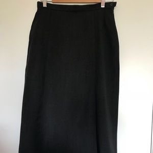 Designer Penny Black 💯Wool LINNED Long Skirt Gray